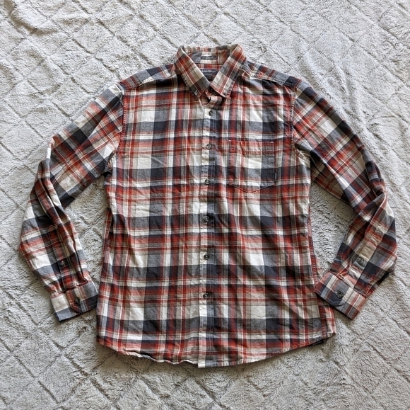 Eddie Bauer Classic Fit Red Plaid Button Shirt Men’s Medium Collar Long Sleeve - Picture 1 of 5